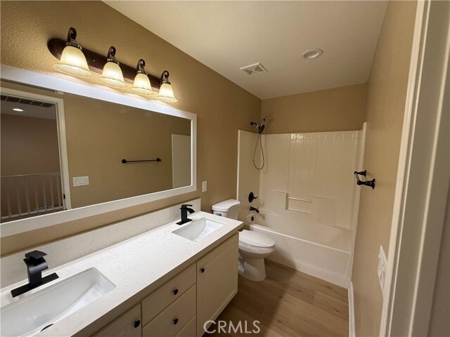 Building Photo - 23 Via Berrendo