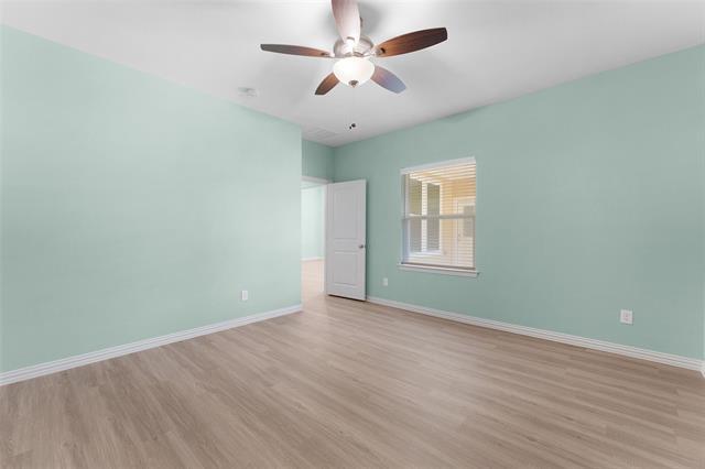 Building Photo - 2027 Bluebonnet Ave