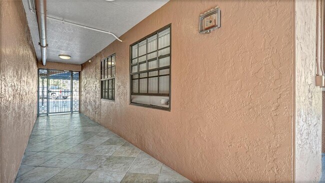 Building Photo - 6100 Gulfport Blvd S