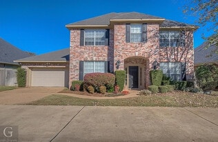 Building Photo - 110 Diana Dr