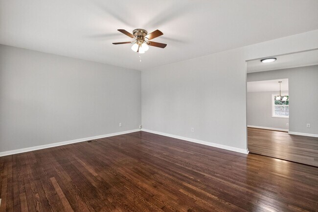 Building Photo - Newly Remodeled 3BD, 2BA Raleigh Home Near Downtown Raleigh and Interstates