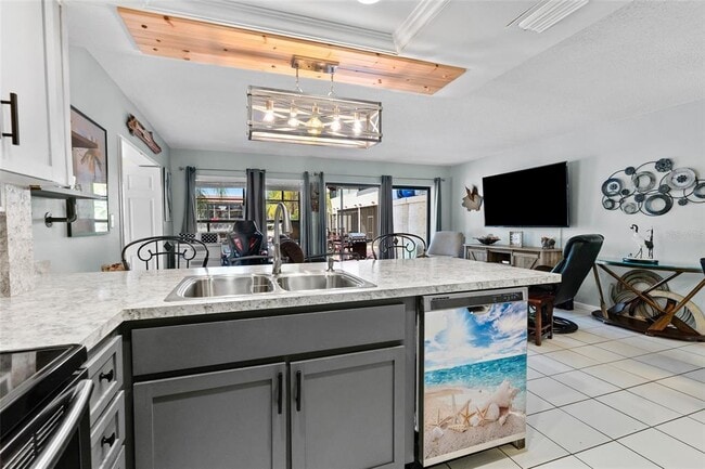 Building Photo - 2571 Cyprus Dr