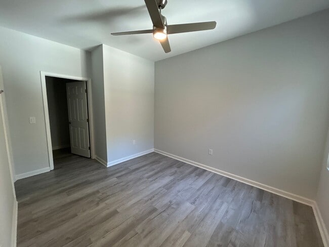 Building Photo - 2022 Trimble Rd