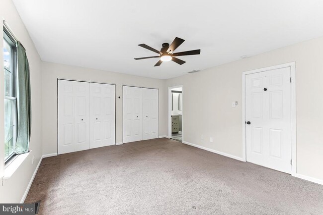 Building Photo - 3204 Stoneham Dr