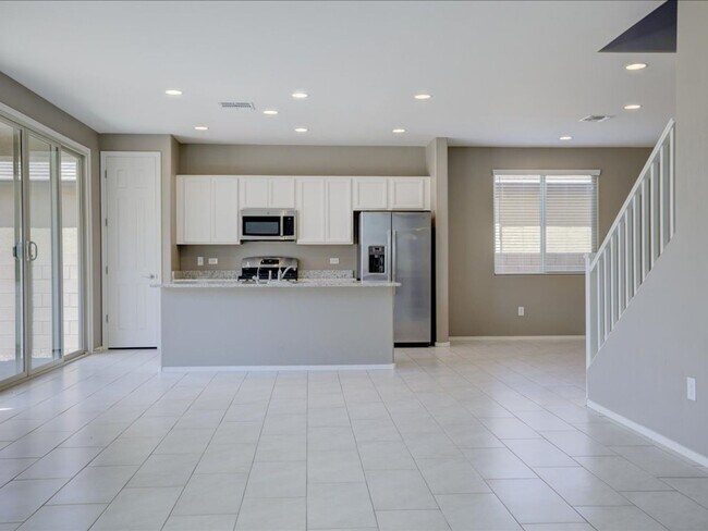 Building Photo - 6568 E Via Arroyo Azul