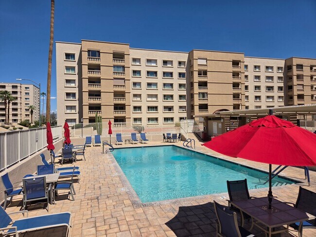 Building Photo - Beautiful 2 Bed/2 Bath Condo in Scottsdale...
