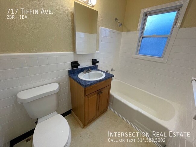 Building Photo - 717 Tiffin Ave