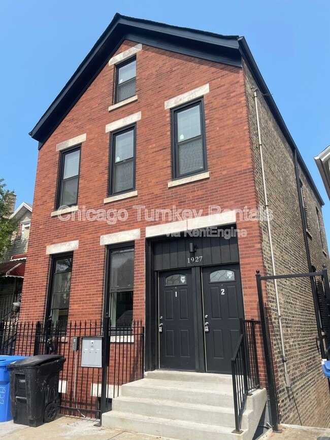 Building Photo - 1927 S Morgan St
