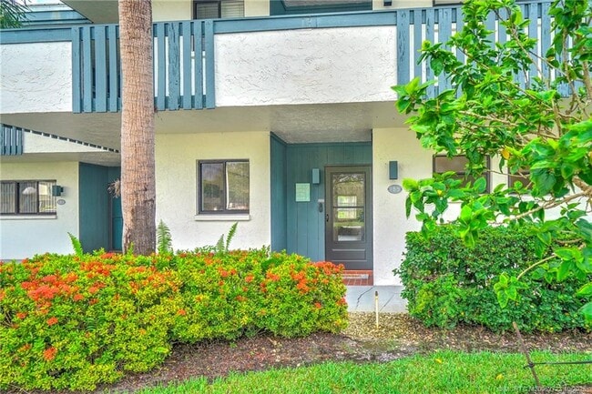 Building Photo - 175 SE St Lucie Blvd