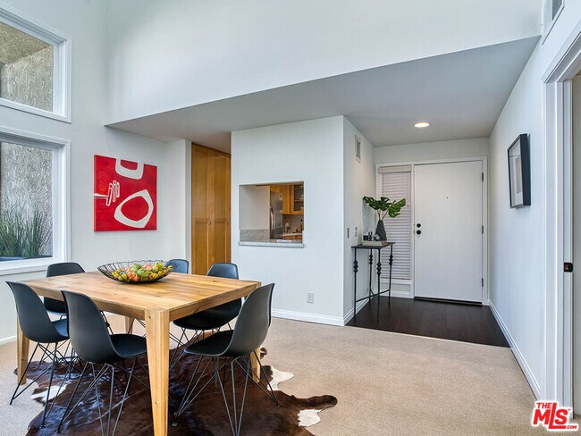 Building Photo - 1133 9th St