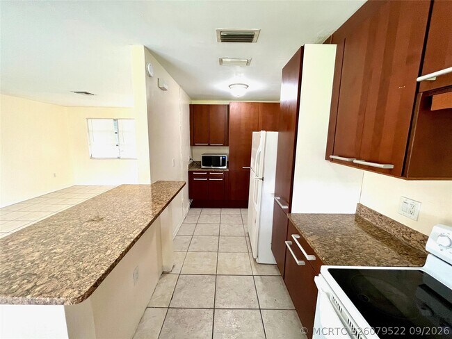 Building Photo - 1411 NW 79th Way