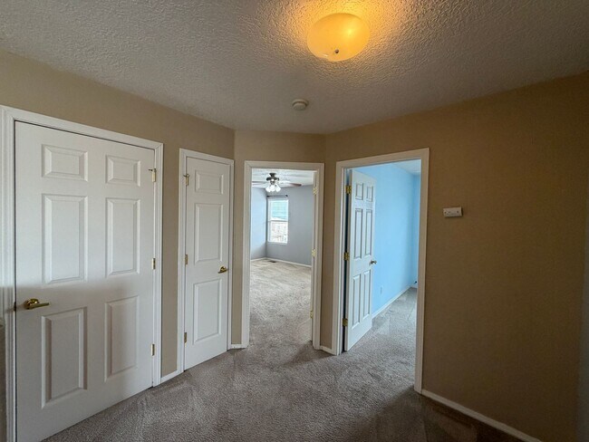 Building Photo - 4 Bedroom Home Available Near McMahon Blvd NW & Universe Blvd NW!