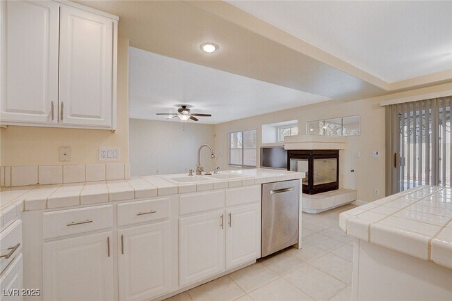Building Photo - 432 Staghorn Pass Ave