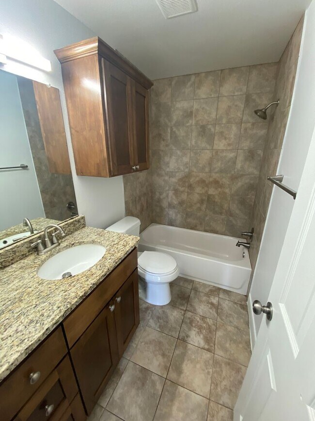Building Photo - 105 Homonu Ct