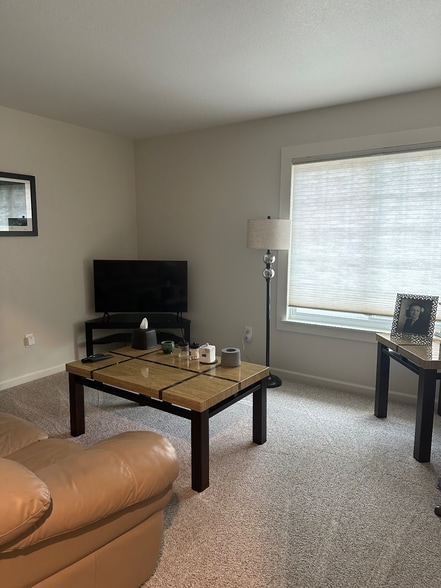 Private living room - 1191 San Antonio Dr