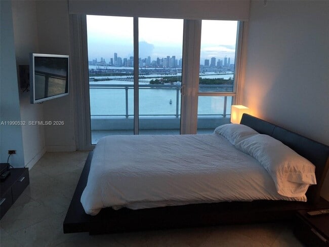 Building Photo - 540 West Ave