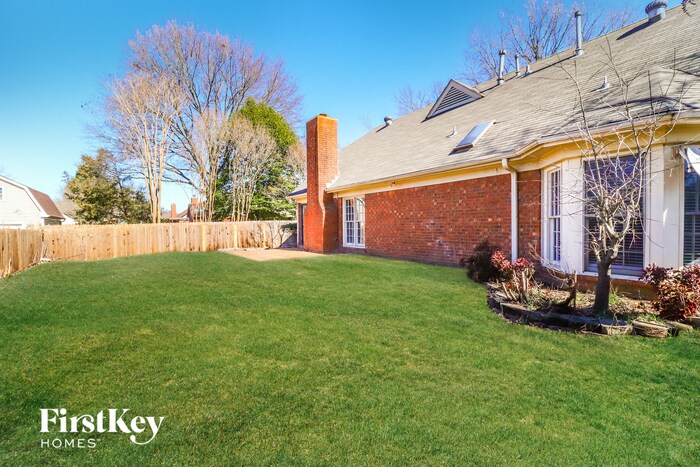 Building Photo - 3877 Altruria Rd