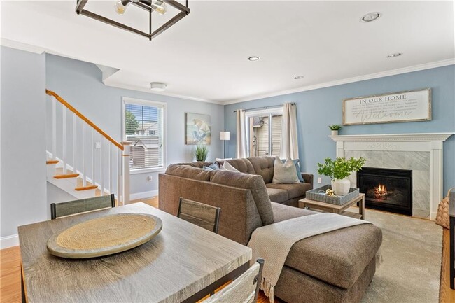 Building Photo - 42 E Bowery St