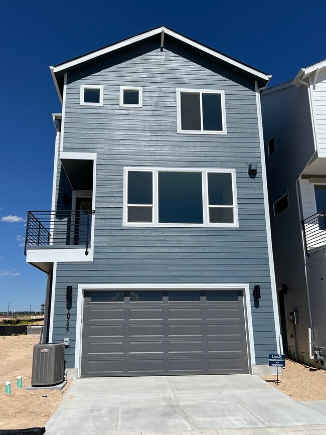 Building Photo - 10745 Lewanee Pt