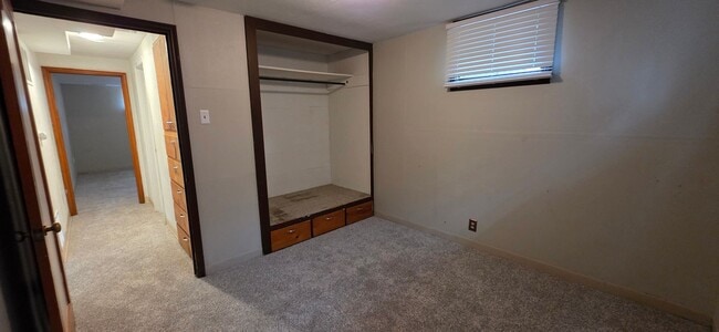 Building Photo - 2904 Plum Dr