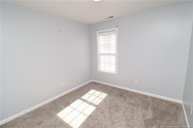 Building Photo - 410 Whitehall Ct