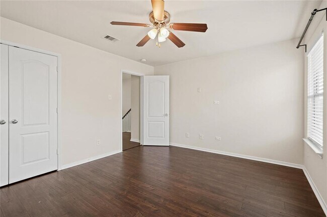 Building Photo - 25810 Westbourne Dr