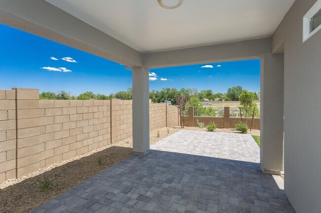 Building Photo - Beautiful Chino Valley Home!