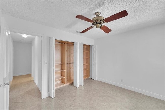 Building Photo - 2376 NW 36th Ave