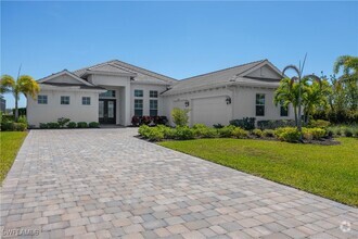 Building Photo - 18789 WildBlue Blvd