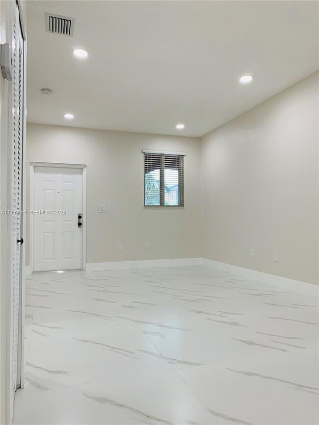 Building Photo - 7050 NW 177th St