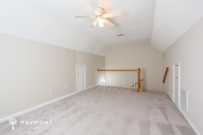 Building Photo - 122 Lantana Ct