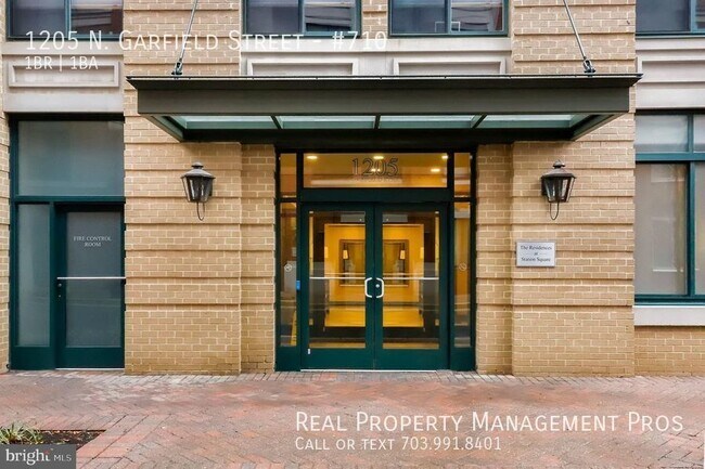Building Photo - Beautiful Condo at Popular Station Square,...
