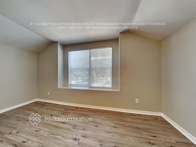 Building Photo - 2603 Allwood Ave