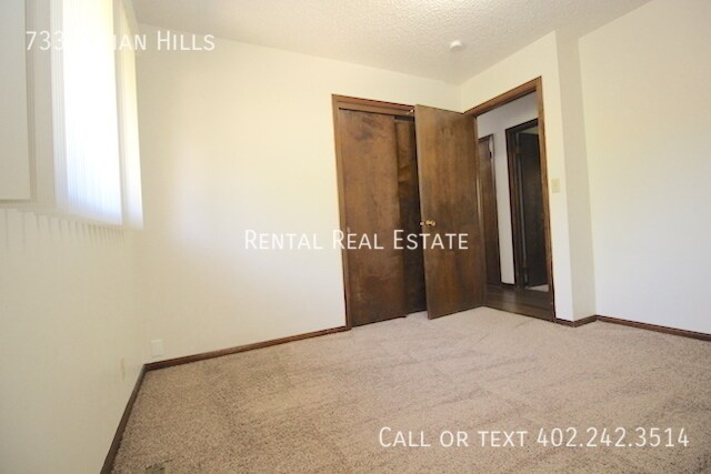 Building Photo - 733 Indian Hills Dr