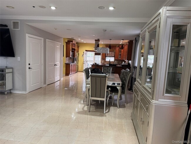 Building Photo - 65-29 168th St