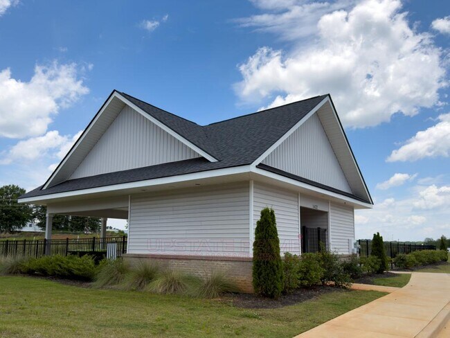 Building Photo - 1443 Darrowby Wy
