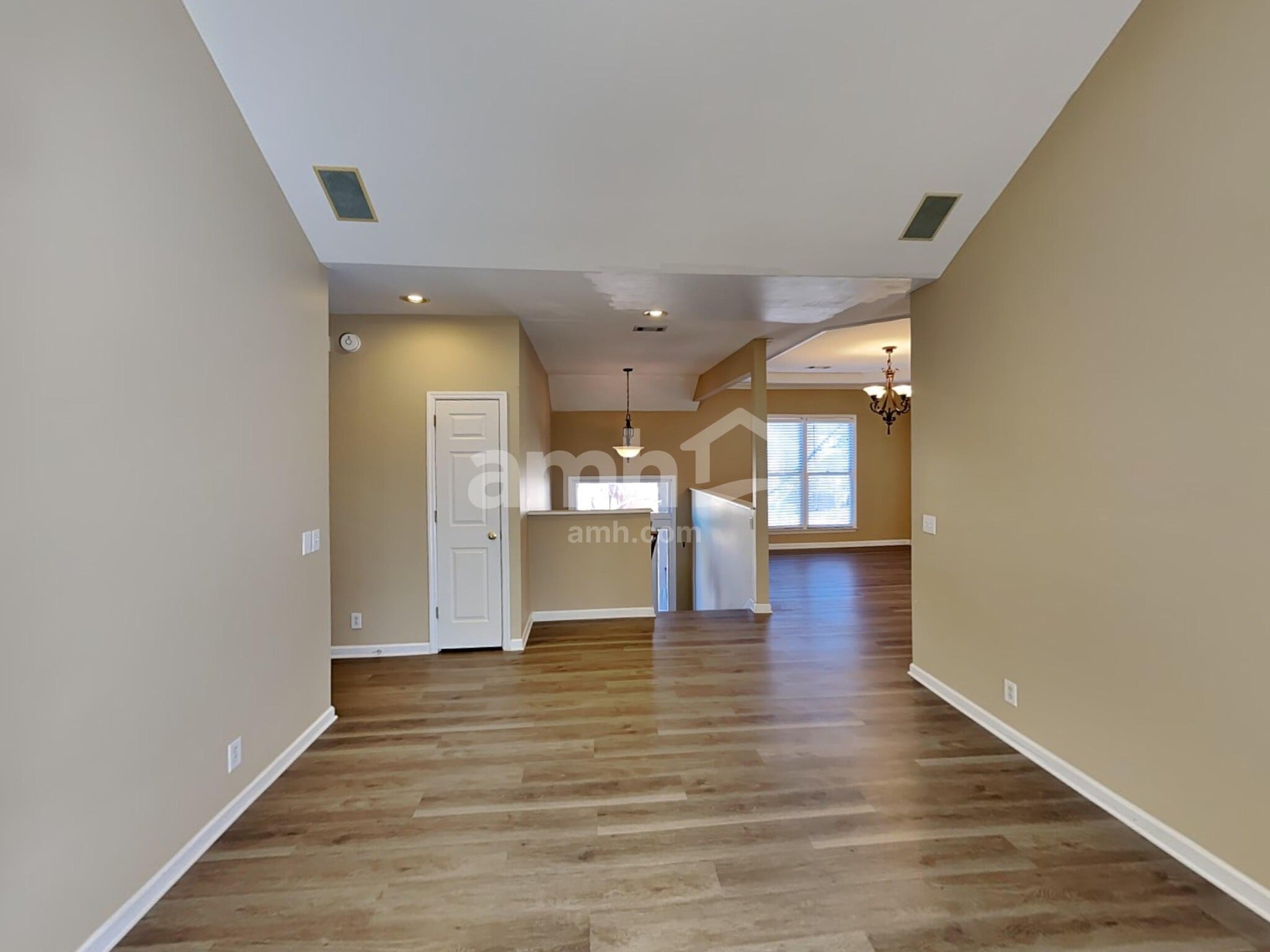 Building Photo - 720 Magnolia Trail