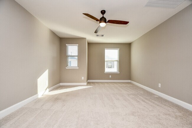 Building Photo - 8622 Cedar Plains Ln