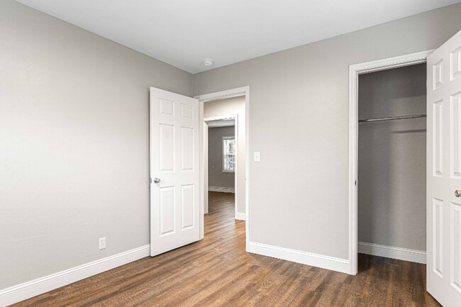 Building Photo - 4460 Old Mission Rd