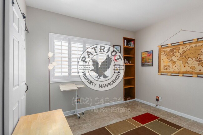 Building Photo - 9708 E Vía Linda