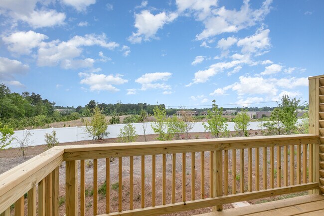 Building Photo - 2216 Terrawood Dr