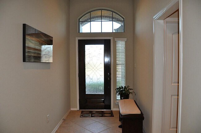 Building Photo - 13119 Sweetgum Shores Dr