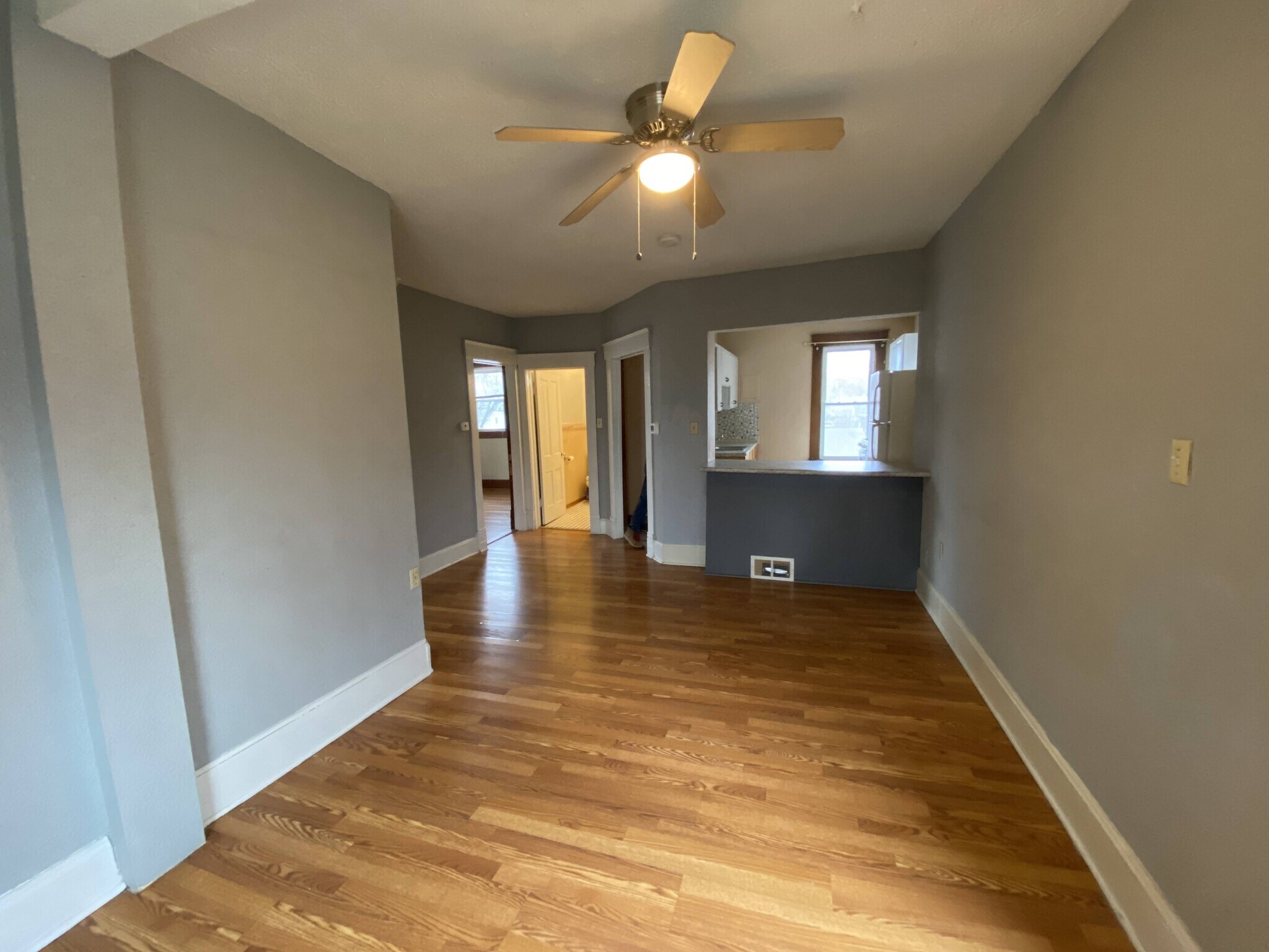 Building Photo - 416 8th St