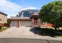 Building Photo - Huge room in a large shared home, private ...