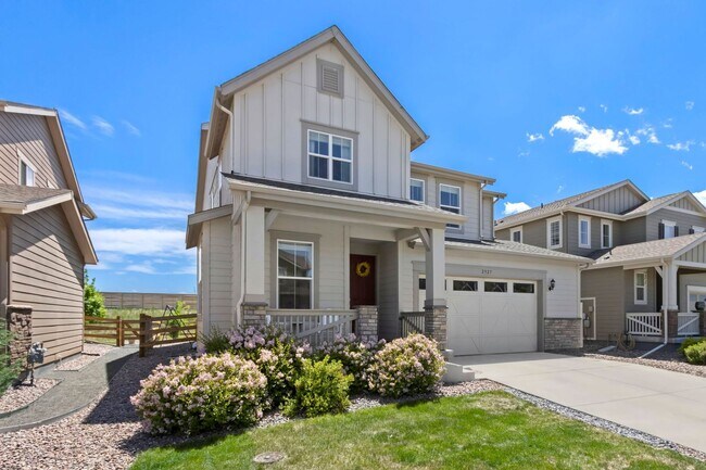 Building Photo - Stunner in North-East Fort Collins with 4-Bedrooms, 2.5 Bathrooms, and 2-Car Garage