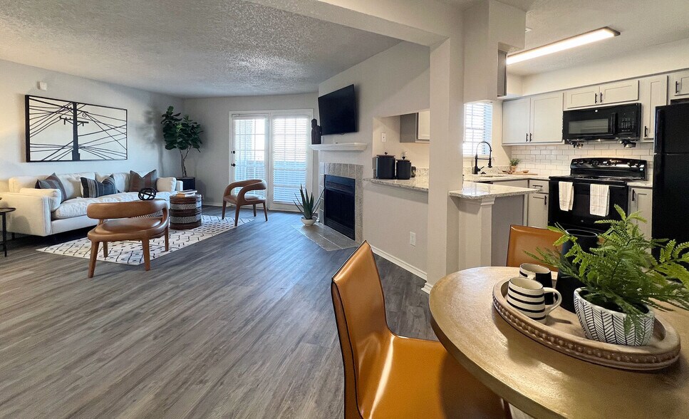 Primary Photo - Ashwood Park Apartments