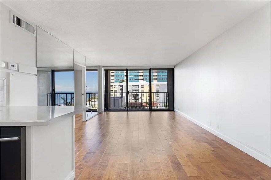 Primary Photo - Queen's Surf Condos