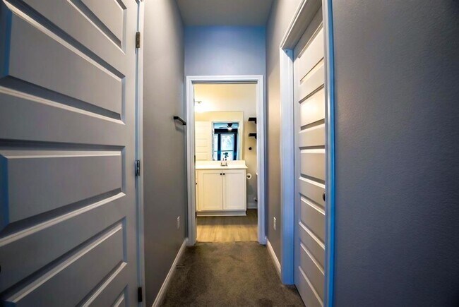 Building Photo - 8306 Mandela Bend