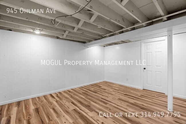 Building Photo - 945 Ohlman Ave