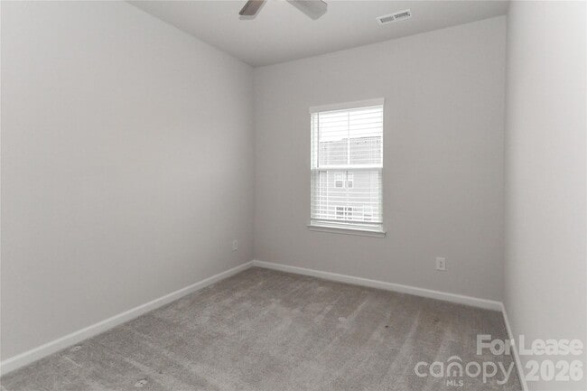 Building Photo - 5038 Springarn Ct